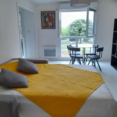 Spacieux Dans Parc Arbore Apartmán La Rochelle (Charente-Maritime)