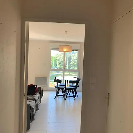 Spacieux Dans Parc Arbore * Ла-Рошель