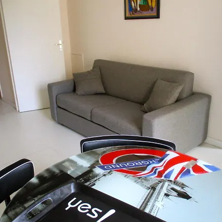 Spacieux Dans Parc Arbore Апартаменты Ла-Рошель