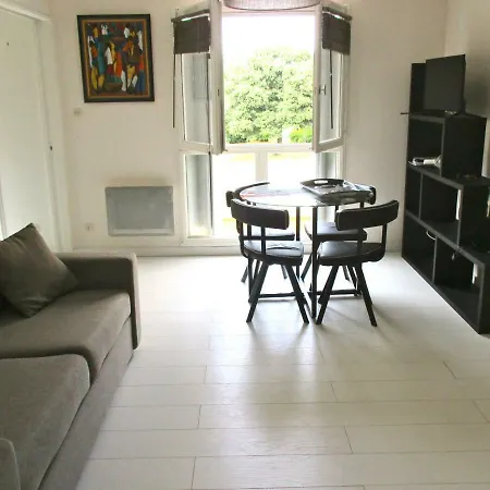 Apartment Studio Spacieux Dans Parc Arbore *